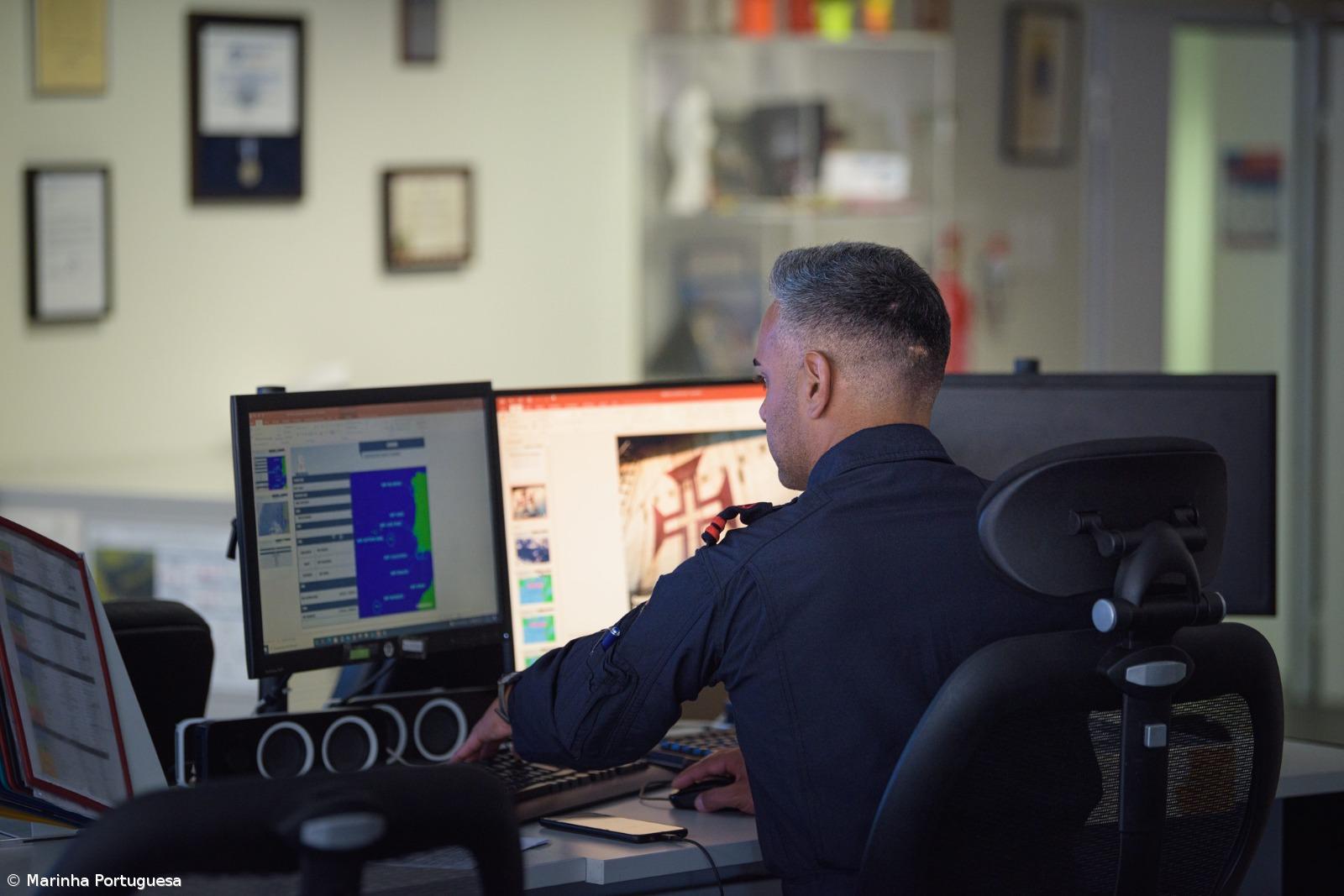 Marinha coordena resgate médico de doente a sul de Ponta Delgada – Imagem 1