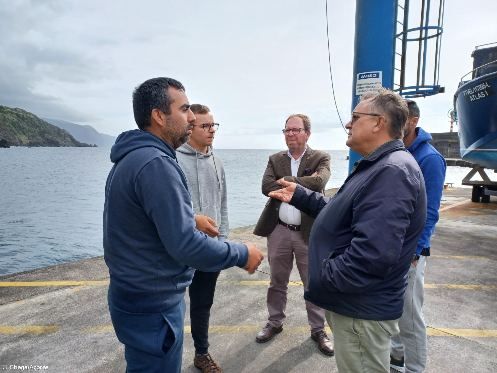 Chega/Açores alerta para "constantes problemas" das gruas nos portos – Imagem 1