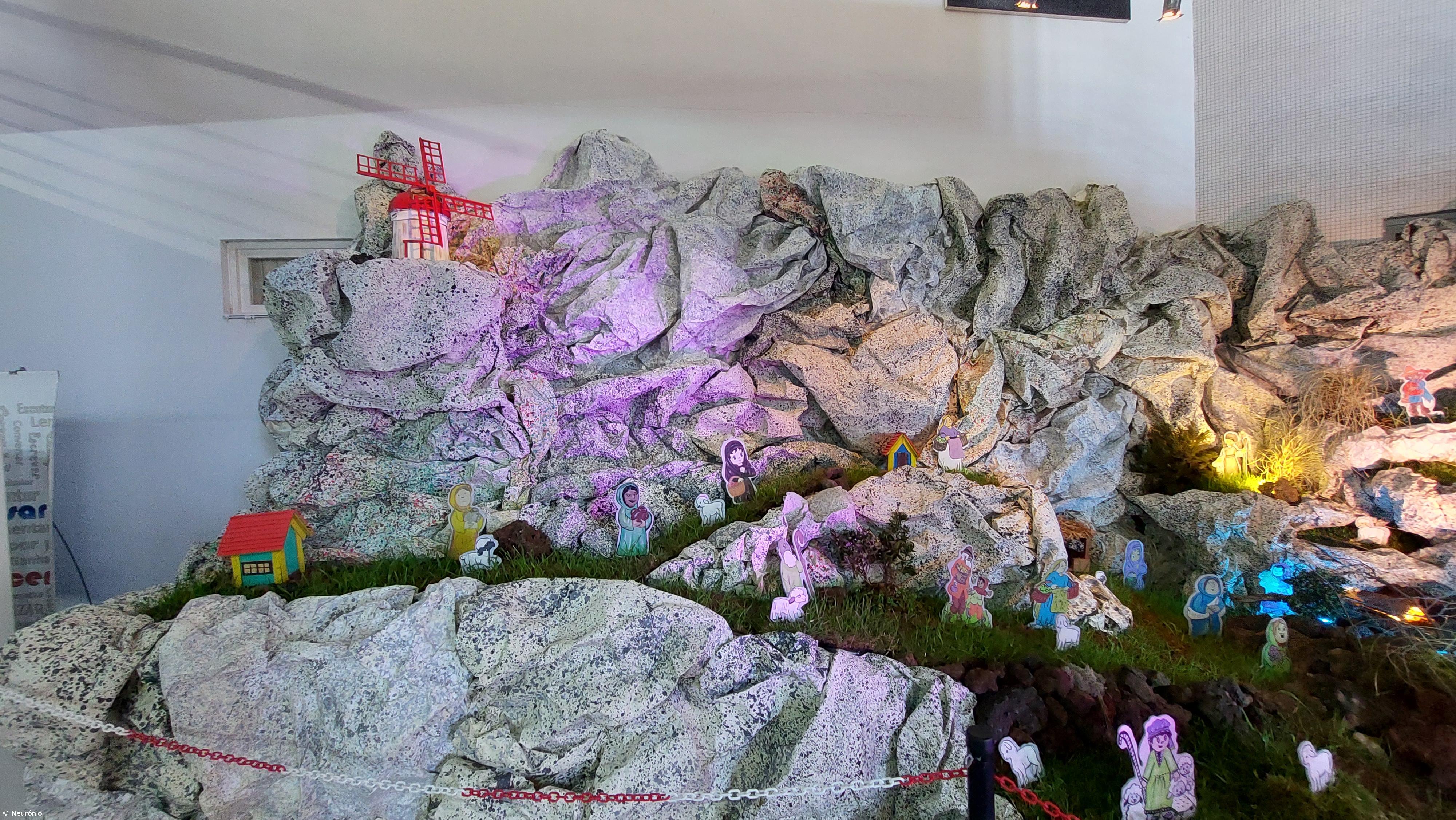 A Comunidade Educativa prepara e vive o Natal na ESLagoa – Imagem 33