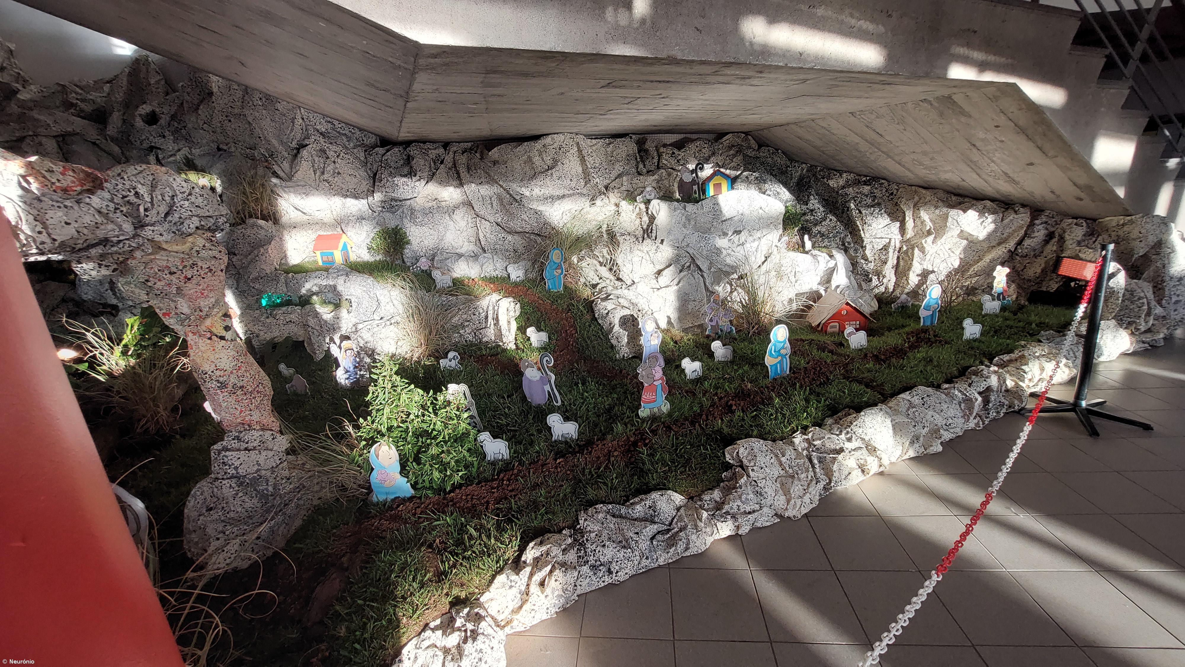 A Comunidade Educativa prepara e vive o Natal na ESLagoa – Imagem 43