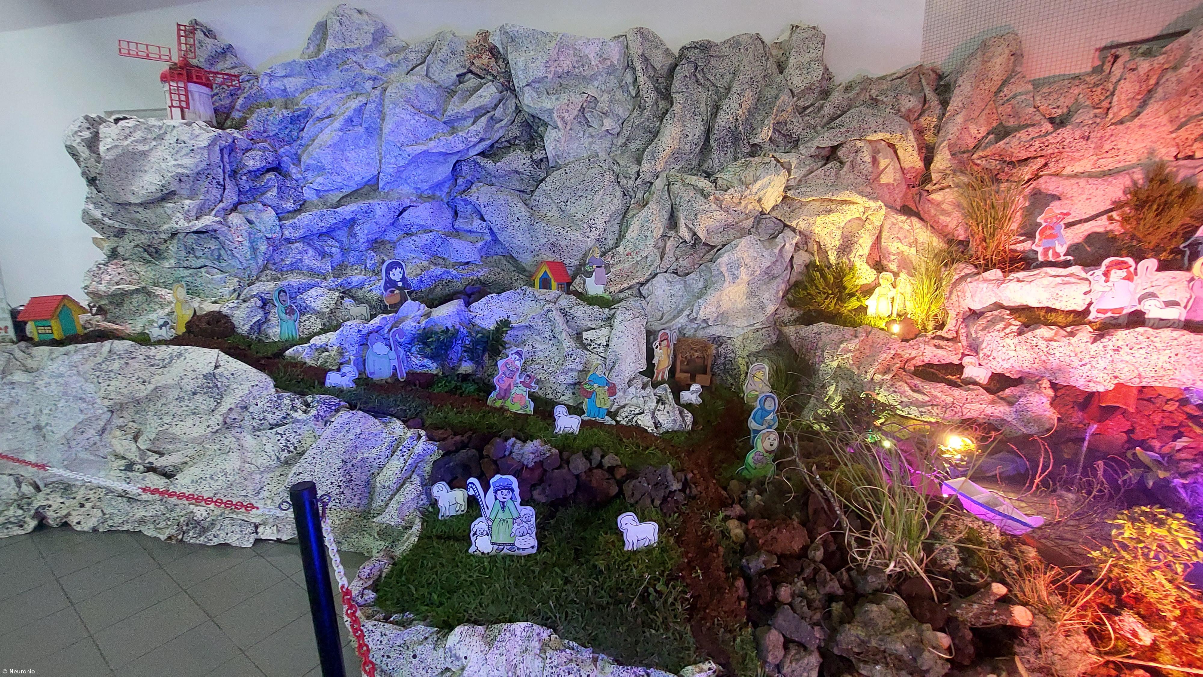 A Comunidade Educativa prepara e vive o Natal na ESLagoa – Imagem 44