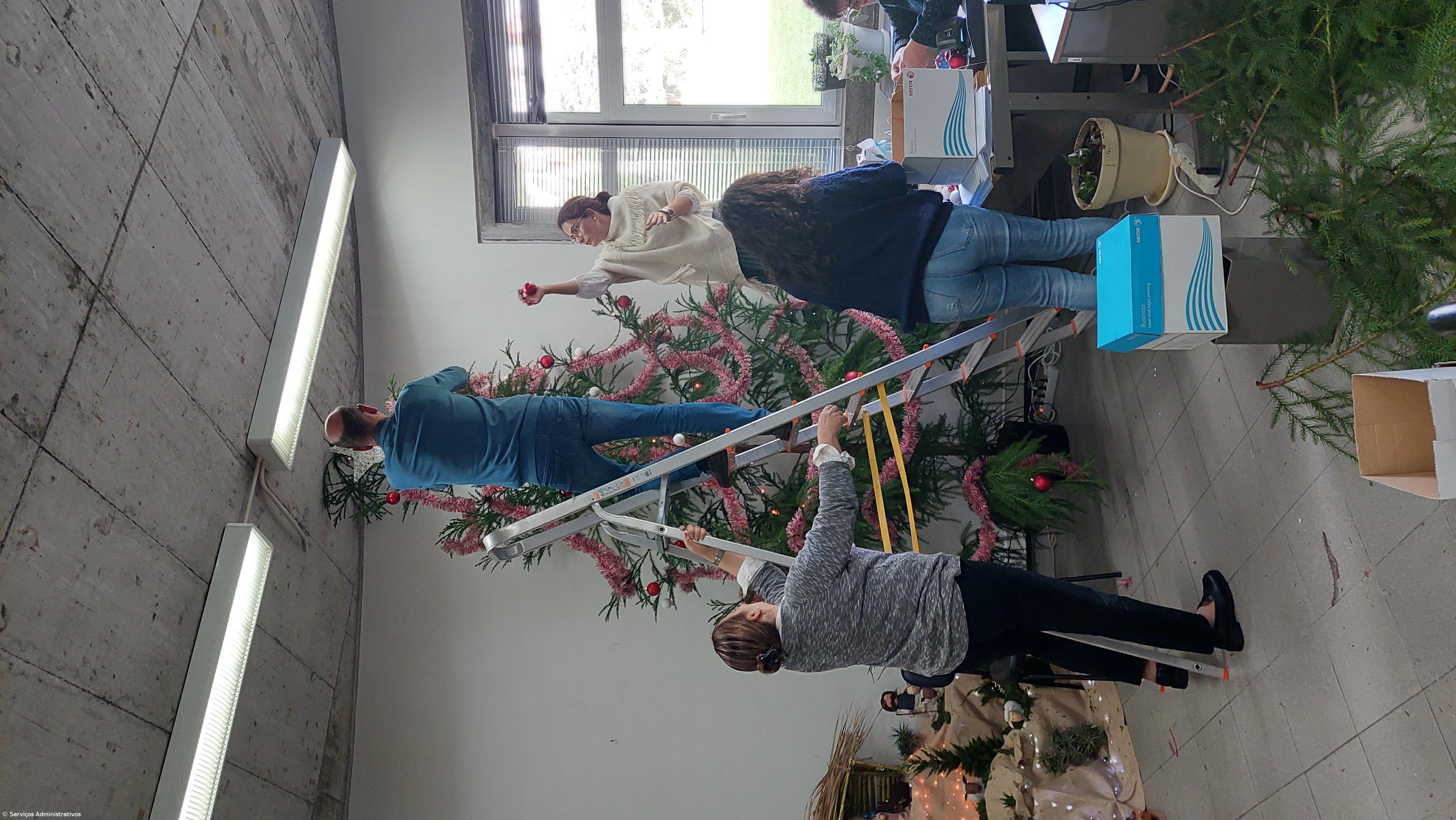 A Comunidade Educativa prepara e vive o Natal na ESLagoa – Imagem 58