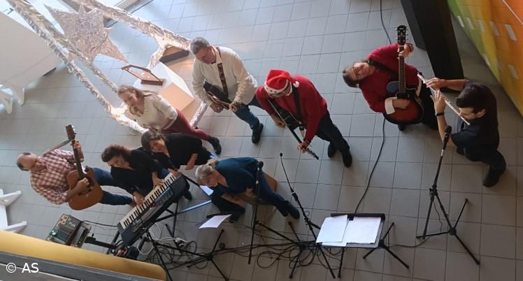 A Comunidade Educativa prepara e vive o Natal na ESLagoa – Imagem 63