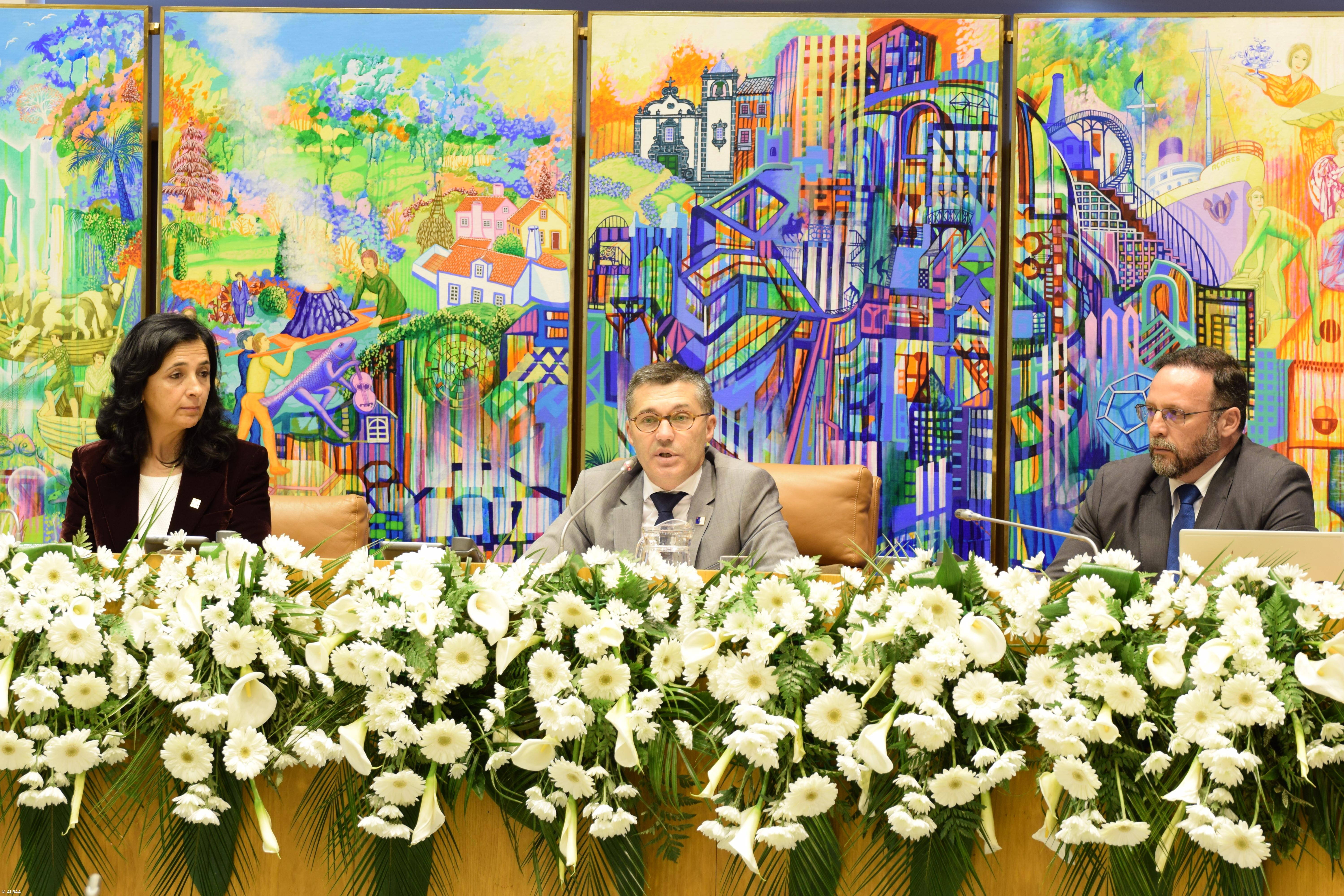 Luís Garcia reconduzido como presidente do parlamento açoriano – Imagem 1