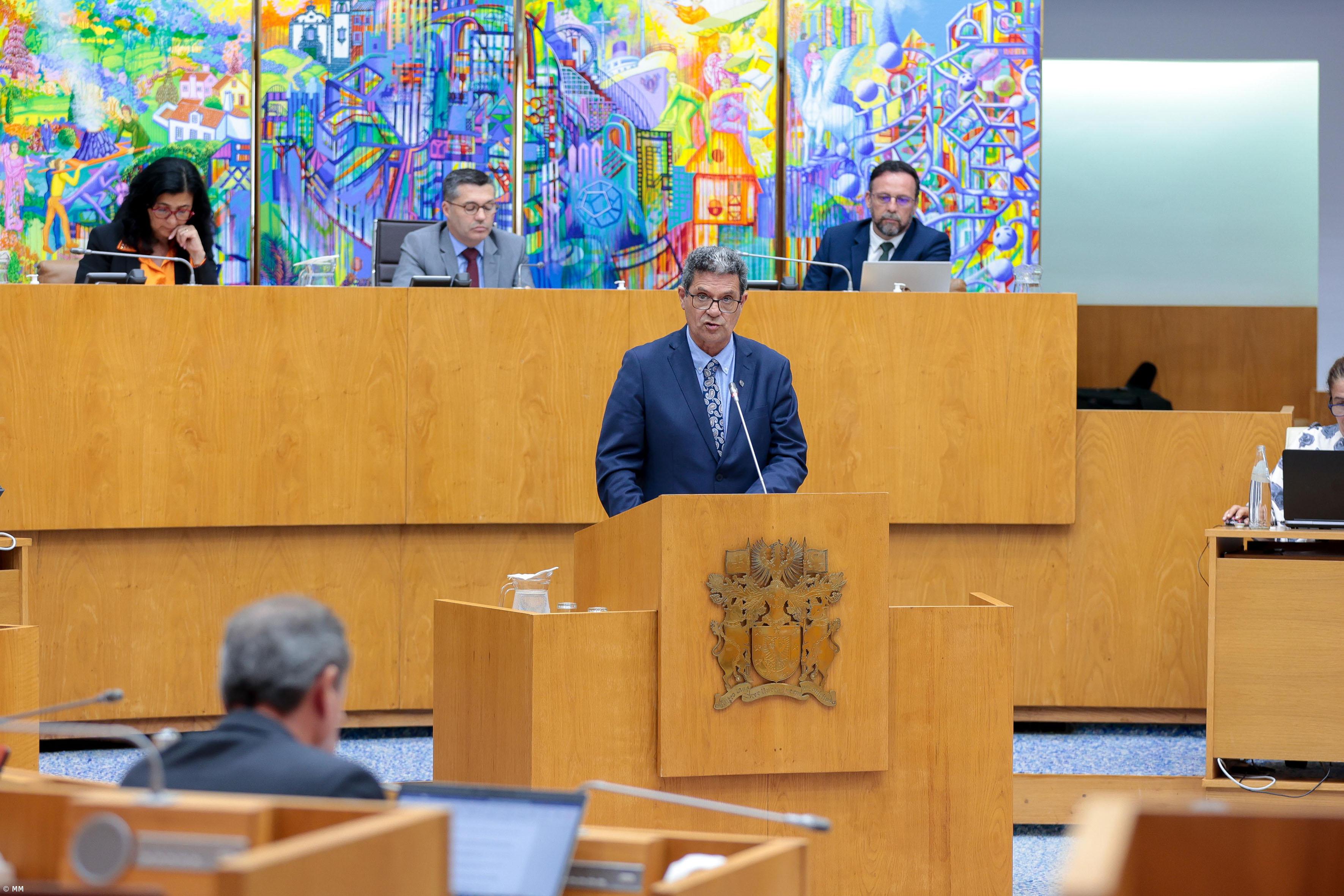 Governo Regional diz que “porta não está entreaberta” à mineração no mar dos Açores – Imagem 1