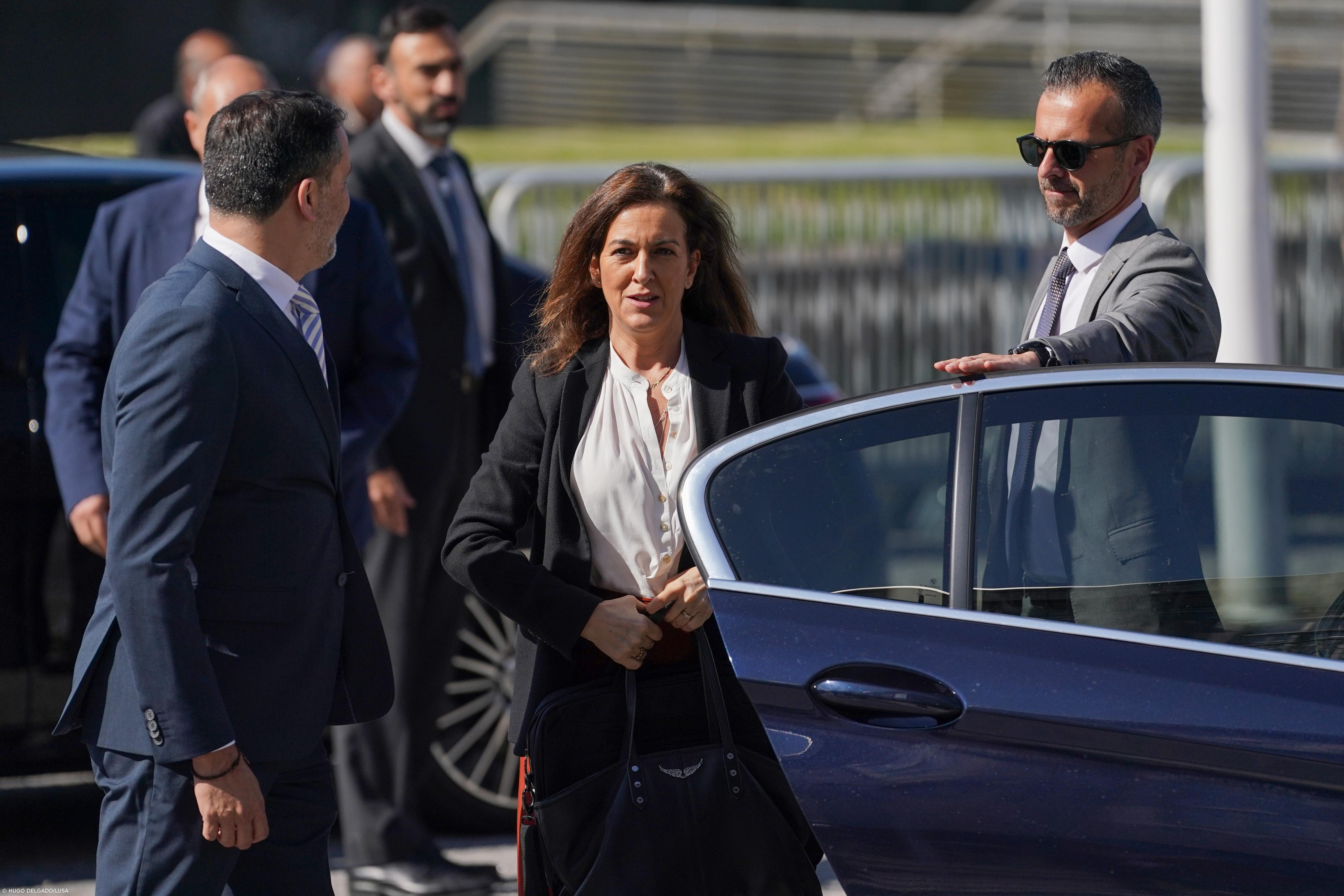 Associação Sindical dos Conservadores de Registos alerta para verão complicado no setor – Imagem 1