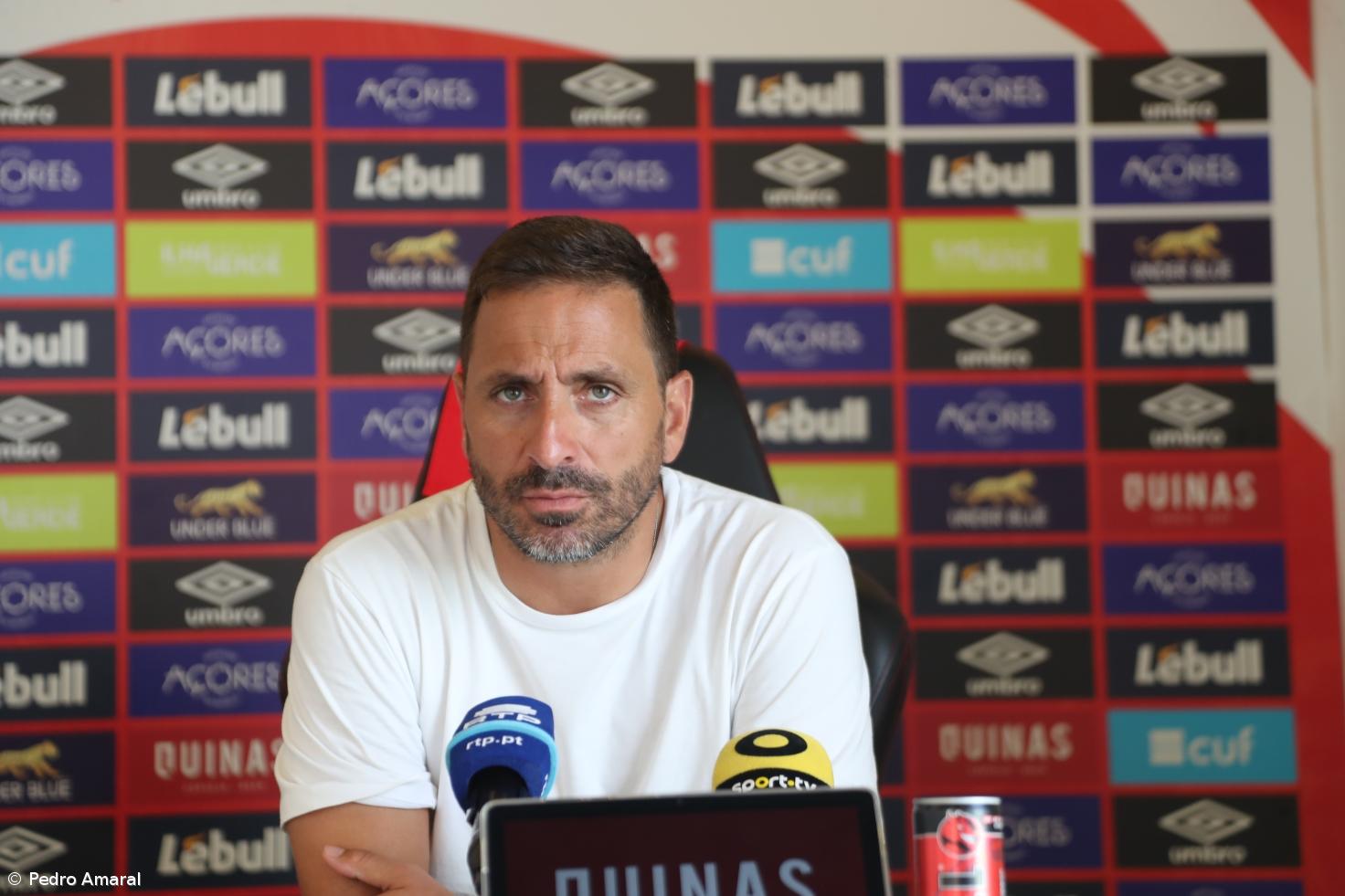 Treinador quer resposta do Santa Clara frente ao Vitória de Guimarães após desaire – Imagem 1