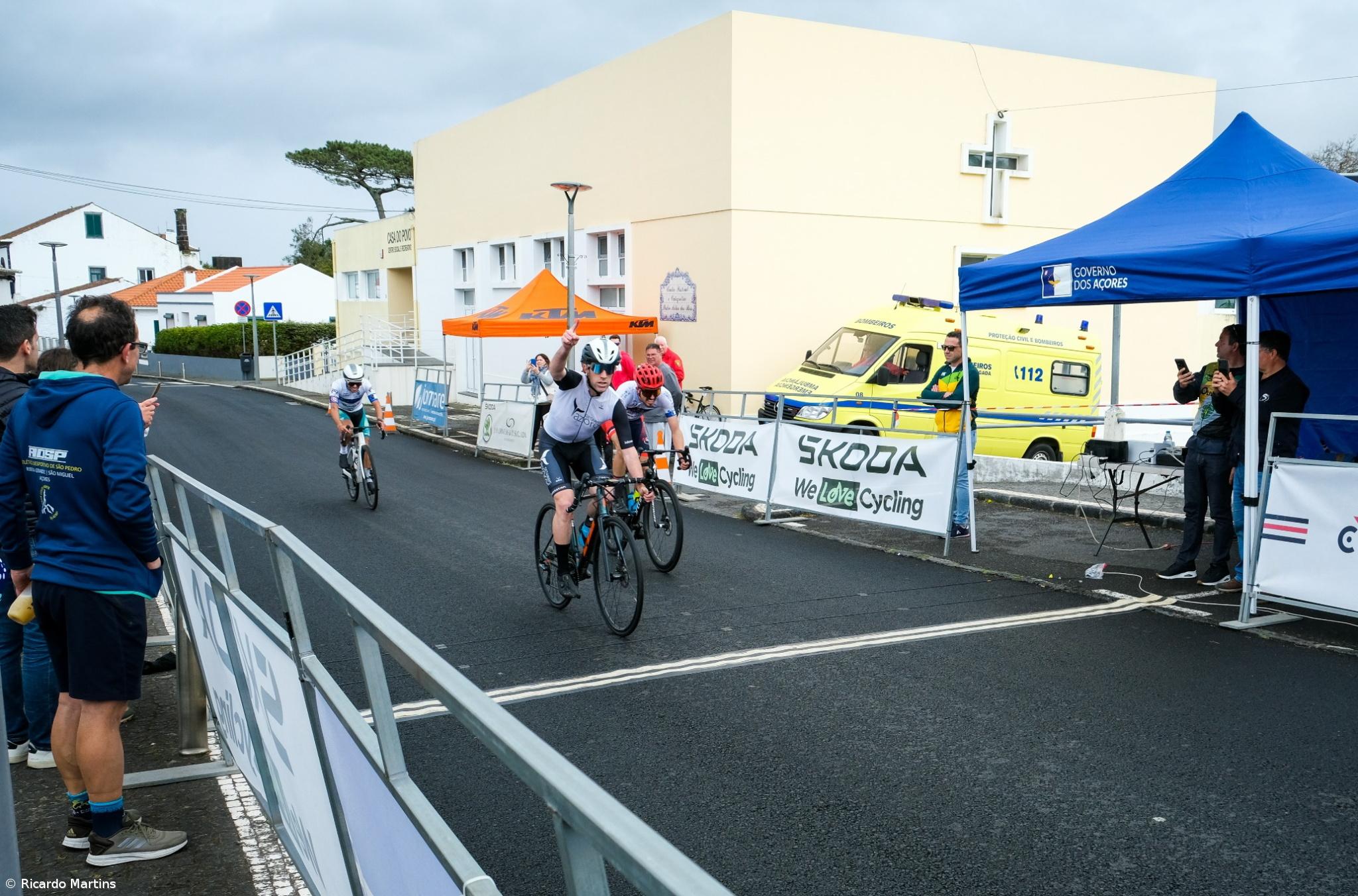 Mais uma vitória ao sprint para Luís Cabral  – Imagem 1