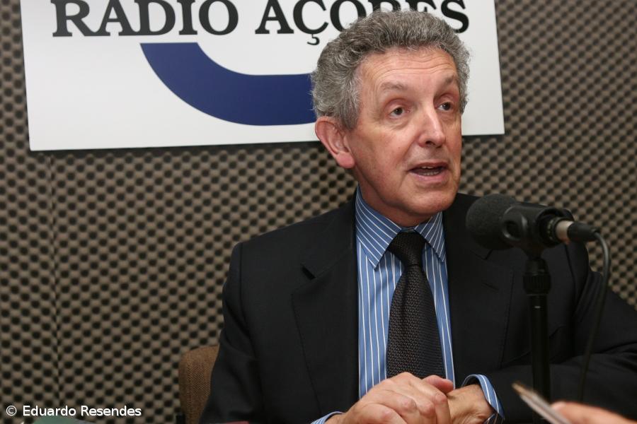 Adriano Moreira, Jaime Gama e Mota Amaral querem jovens mais envolvidos na política – Imagem 1