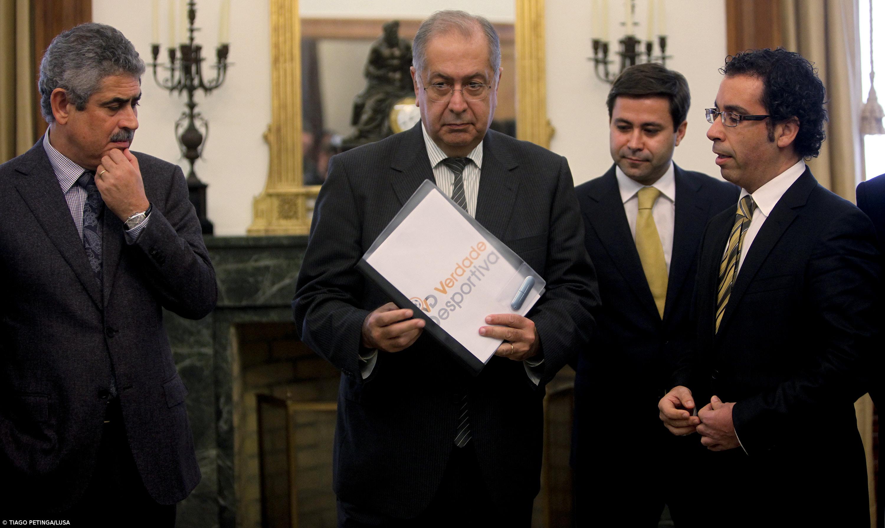 Petição a favor das novas tecnologias no futebol entregue na AR – Imagem 1