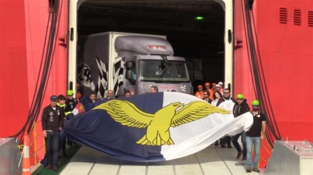 Desembarque das viaturas do Azores Airlines Rallye decorreu sem incidentes (vídeo e fotogaleria)