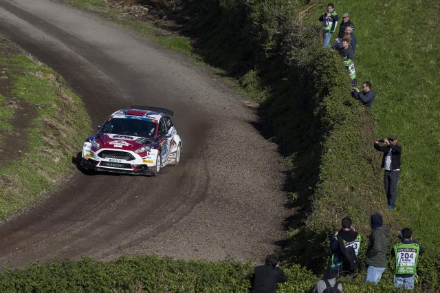 'Lukas' aumenta vantagem na Feteiras Meo 1