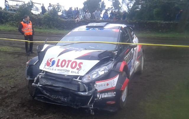 Kajetanowicz fora do Azores Airlines Rallye