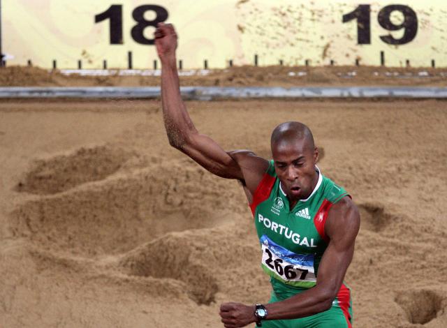 Nélson Évora dá medalha de ouro a Portugal 