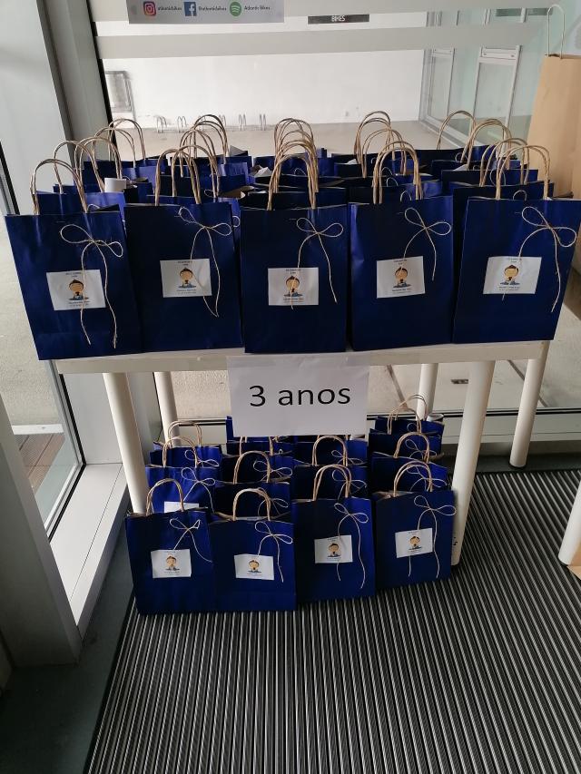 À distância de um kit!