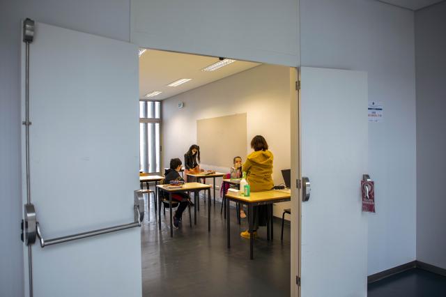 Quase 75% dos docentes sentem-se sobrecarregados