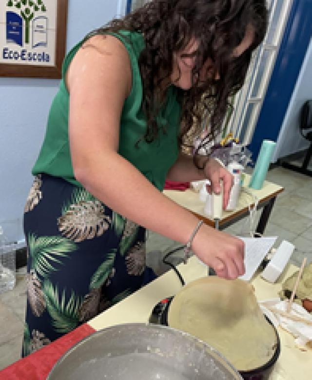 Serviço de cafetaria e bar - Feira do Livro Usado