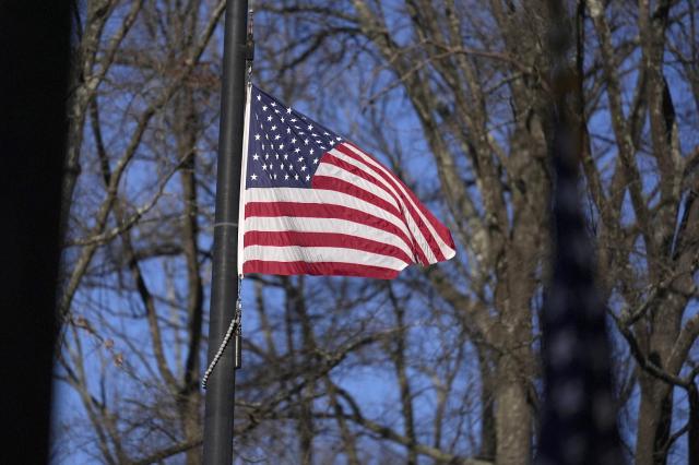 Senado dos EUA aprova acordo que abre caminho para reabertura do Governo 