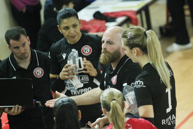 Clube K perde em casa frente ao Benfica e volta às derrotas na Liga feminina 